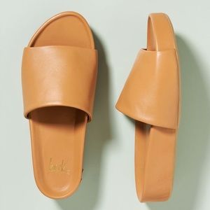 Beek leather platform sandals sz 10